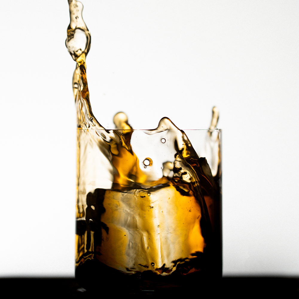 Why Crystal Clear Ice Blocks are the Secret Behind the Worlds Finest Drinks